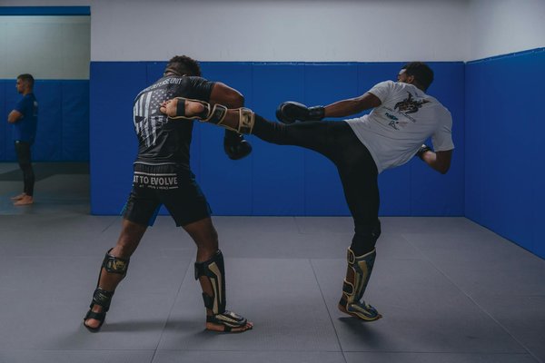 10 exercices indispensables pour maîtriser le CrossFit